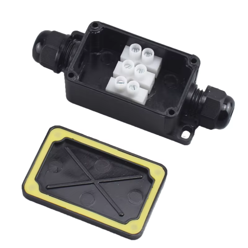 Scatola di Giunzione Impermeab - Outdoor Power Outlet Box recensione e prezzo