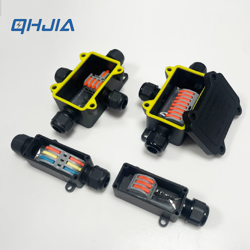 Scatola di Giunzione Impermeab - Outdoor Power Distribution Box recensione e prezzo